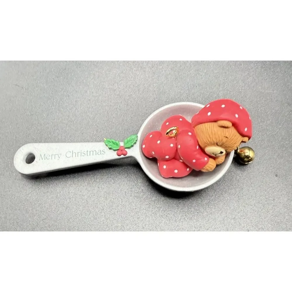 Enesco Ornament 1990 A Spoonful of Love Sleeping Bear in Spoon No Box LO16
